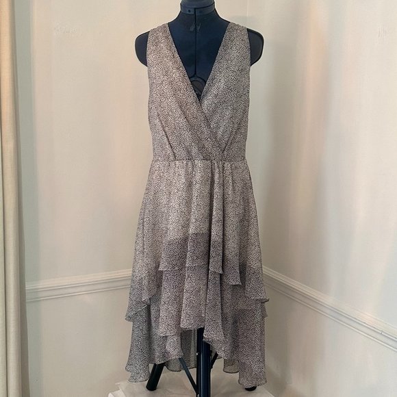 BCBGeneration - Picture 1 of 11